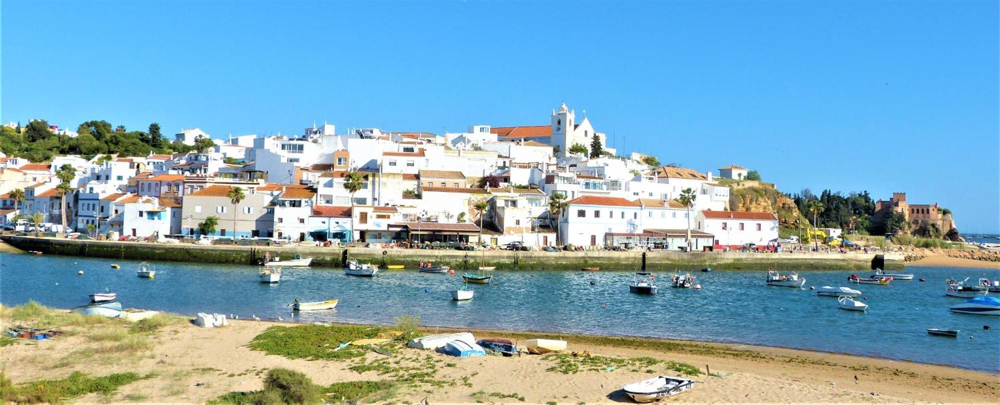 Apartamento luminoso em Ferragudo, Praia e Golfe Ferragudo (Faro) Exterior foto